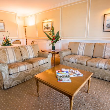 Hotel Colbert - Spa & Casino Антананариву Экстерьер фото
