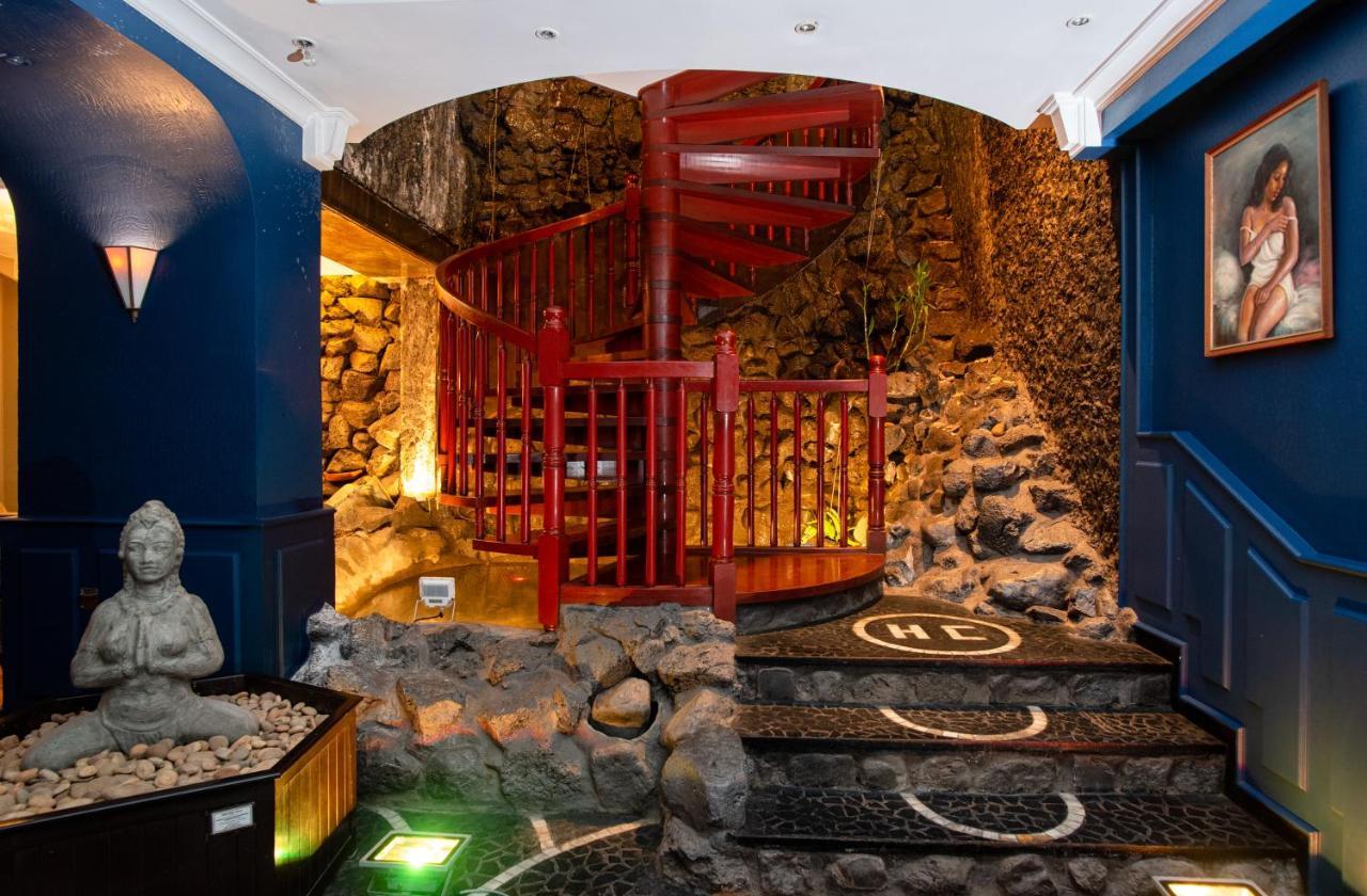 Hotel Colbert - Spa & Casino Антананариву Экстерьер фото