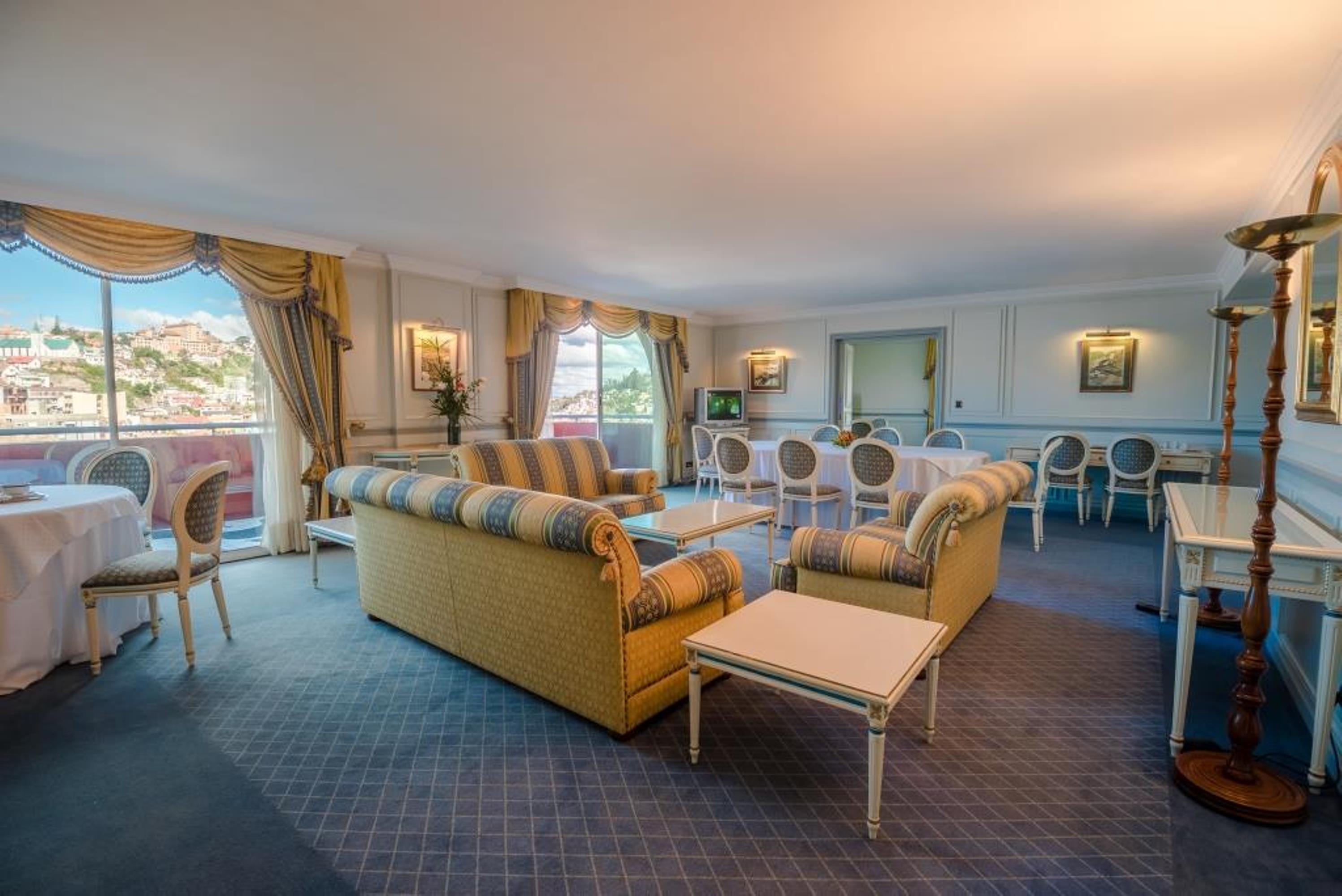 Hotel Colbert - Spa & Casino Антананариву Экстерьер фото